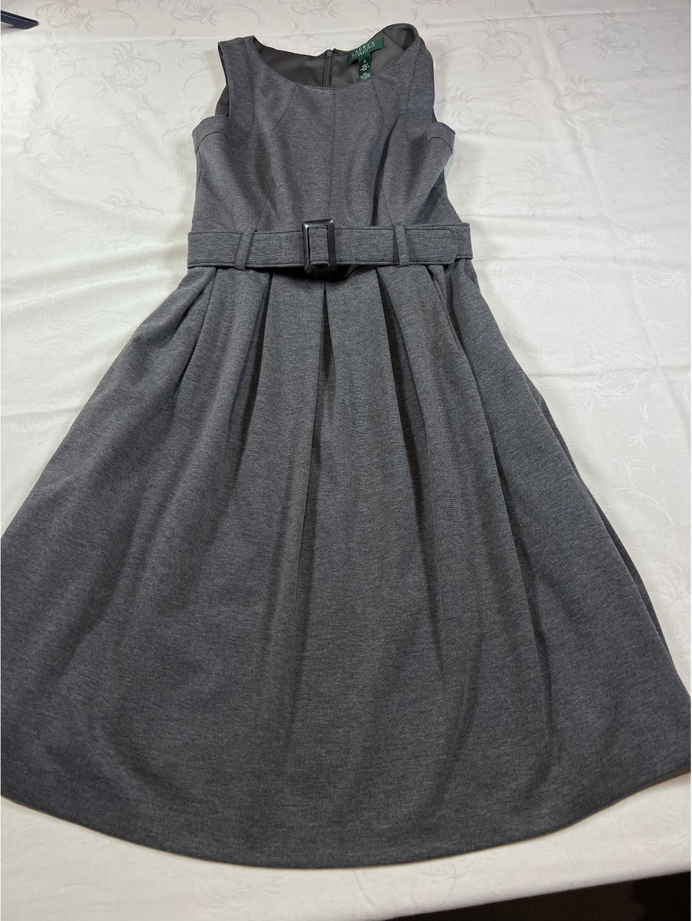 Lauren Ralph Lauren Classic Pleated Belted Gray Dress Sleeveless Size 2